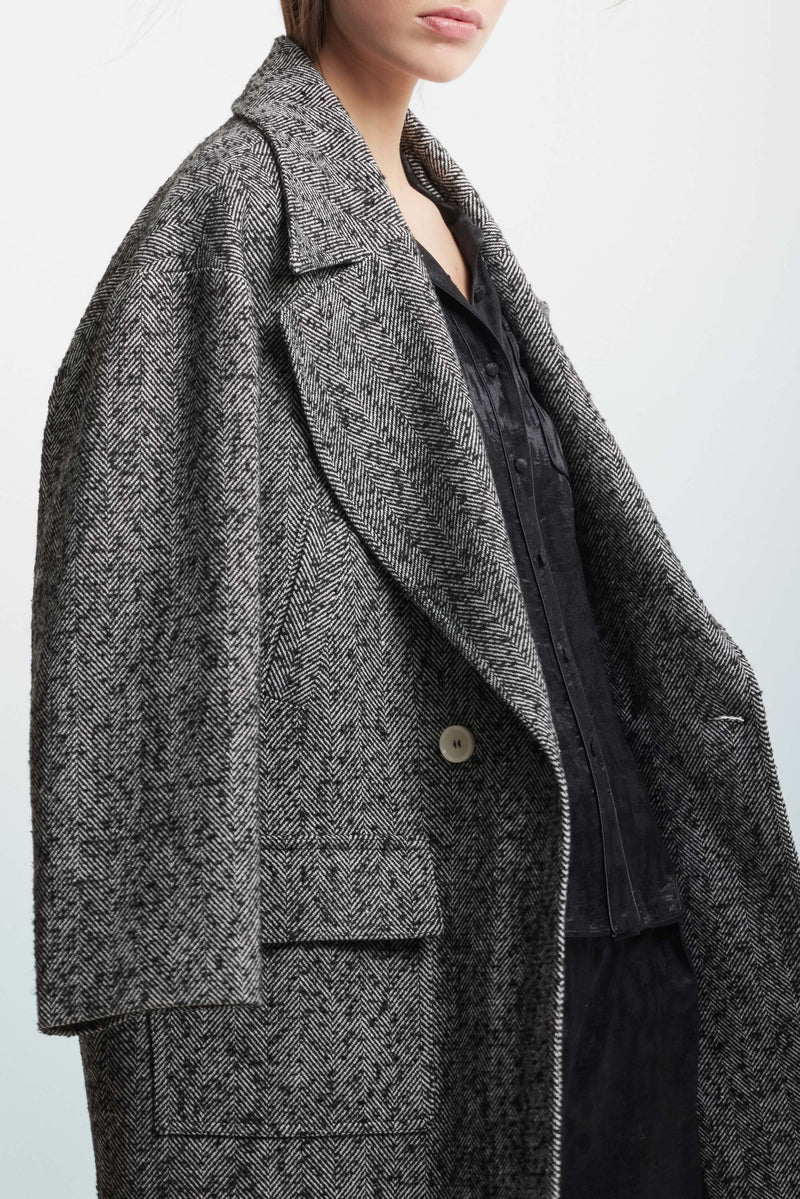 Herringbone coat with a lapel collar - Coat MALIKA