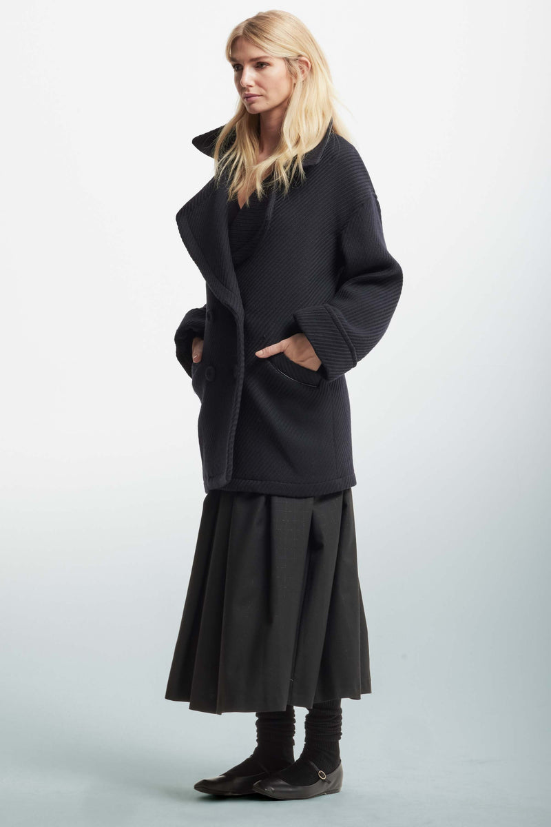 Coat with welt pockets and buttons - Coat BEDA