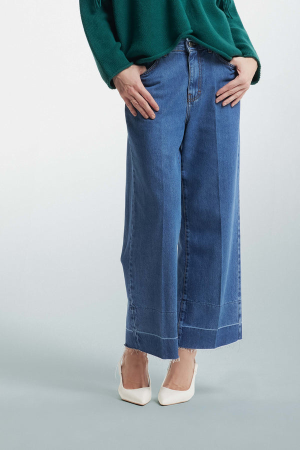 Wide jeans with details on the hems - Jeans NIRIANNA