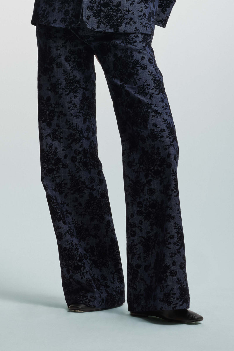 Trousers embellished with floral embroidery - Trousers TUSCA