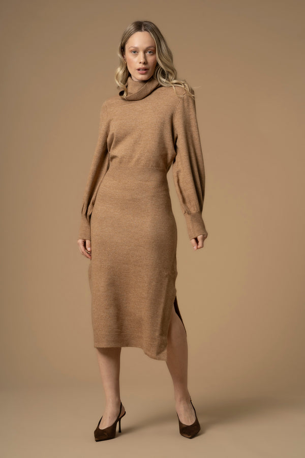 Stylish slimline three quarter length dress - Dress DANIO