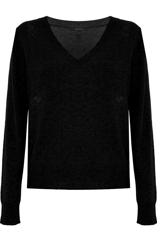 Relaxed chic v-neck long sleeved sweater - Sweater BERNABE