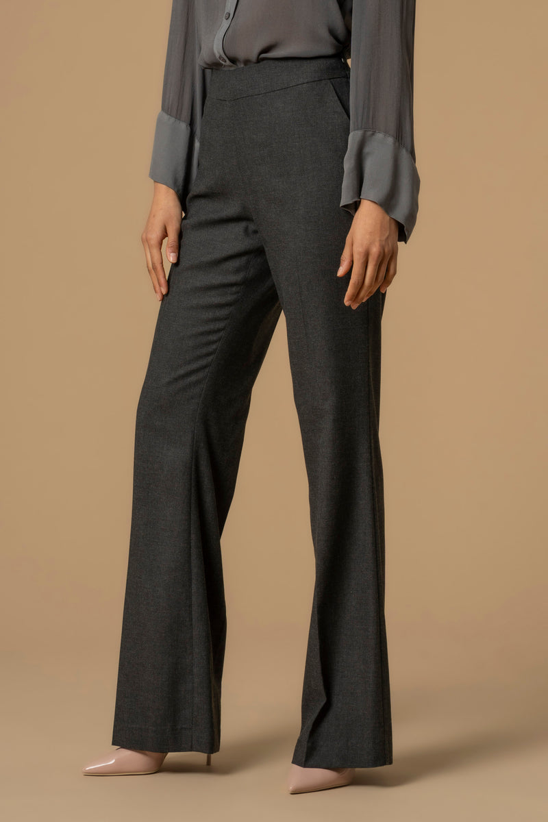 Pantaloni con dettaglio di cucitura a nervatura - Pantaloni Yoghi