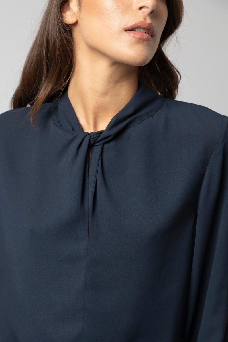 Blusa con scollo rotondo - Blouse MIENNX