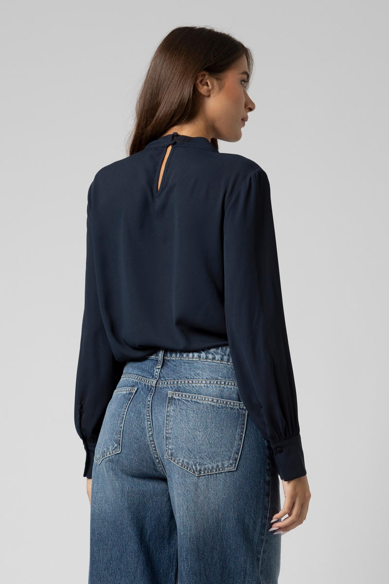 Blusa con scollo rotondo - Blouse MIENNX