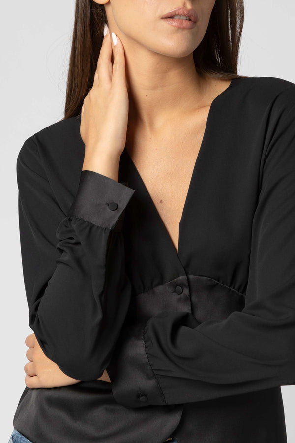 Blusa manga larga escote V - Blusa  YAMILAX