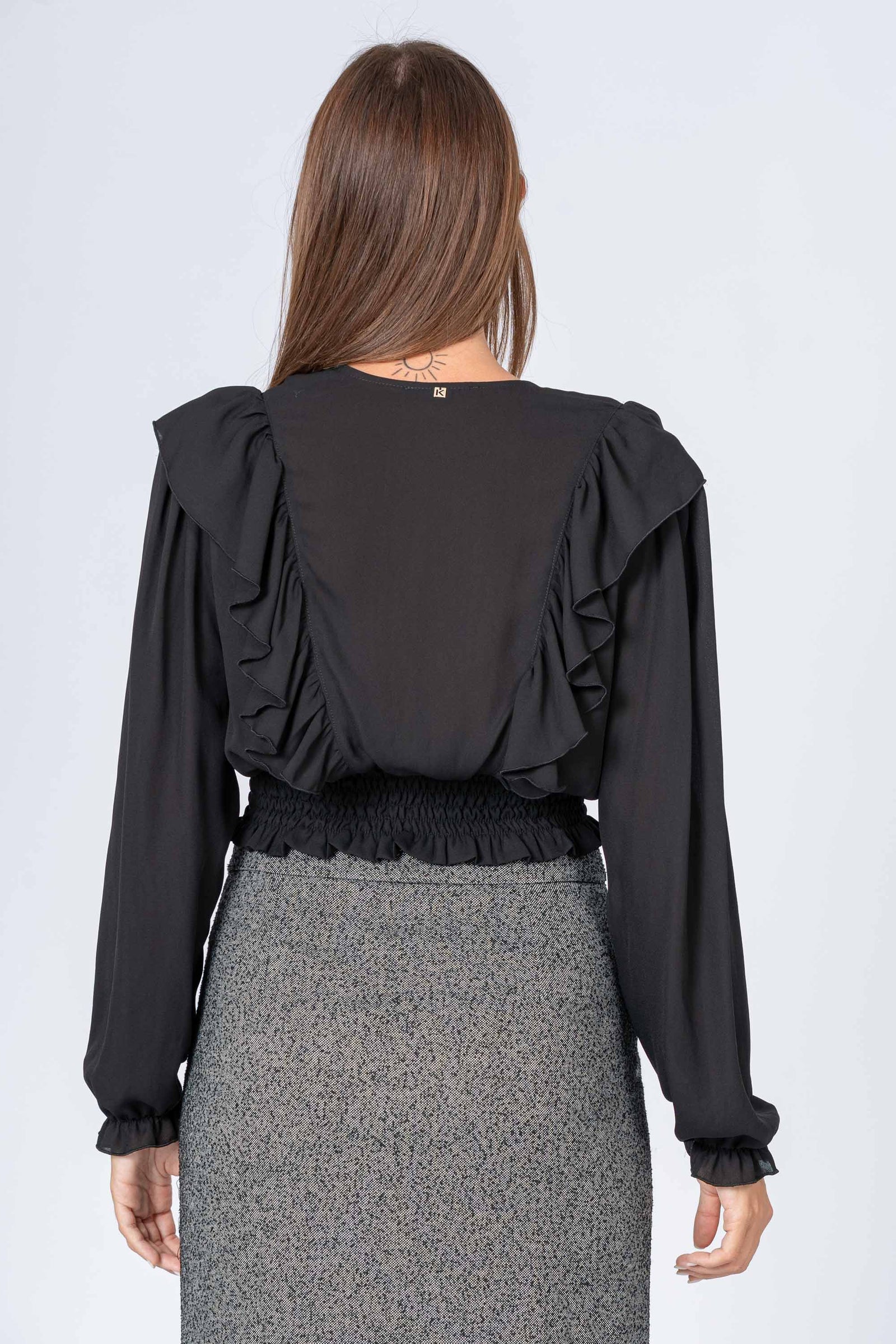 Dropped V ruffled blouse - UARIONX BLOUSE | Kocca