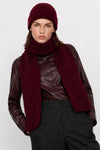 Knitted beanie and scarf set with a ribbed texture - DIEGUS Hat