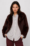 Veste en fausse fourrure avec broche décorative - Veste In Fausse Fourrure KARMEN