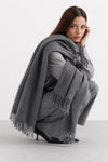 Sciarpa da donna morbida con frange in lana e viscosa - Sciarpa EIRIK