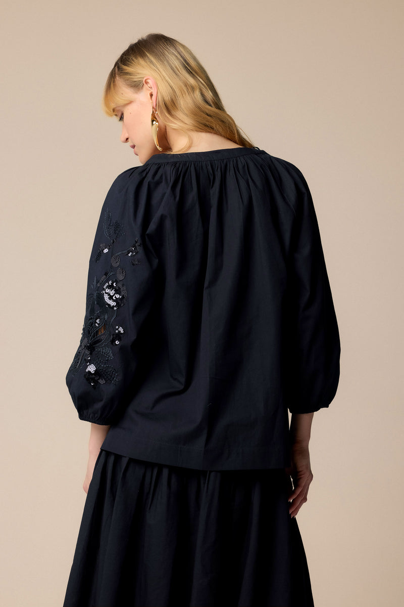 Modern chic yet elegant oversized blouse - Blouse  ERMES