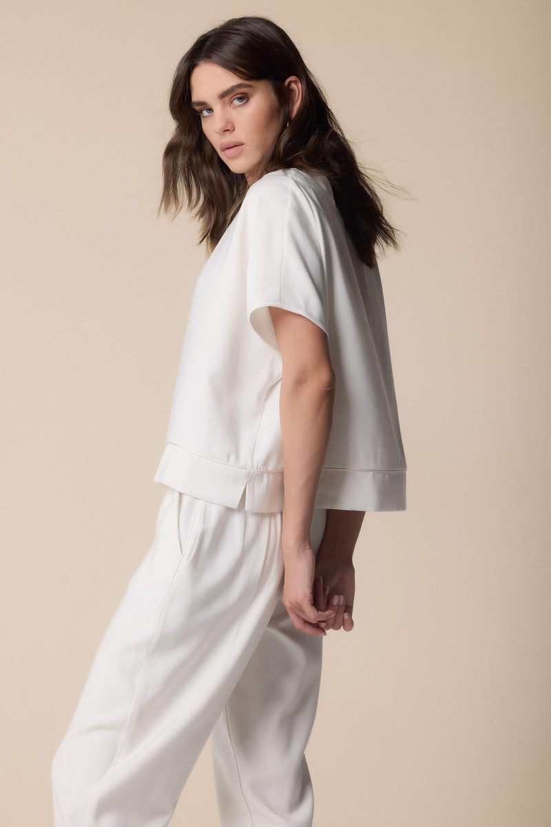 Chic round-neck angled buttonless blouse Blouse LARUA