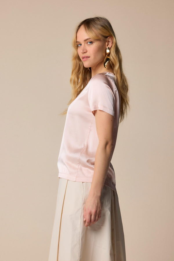 Silk buttonless blouse with wide hem - Blouse  JILDYN