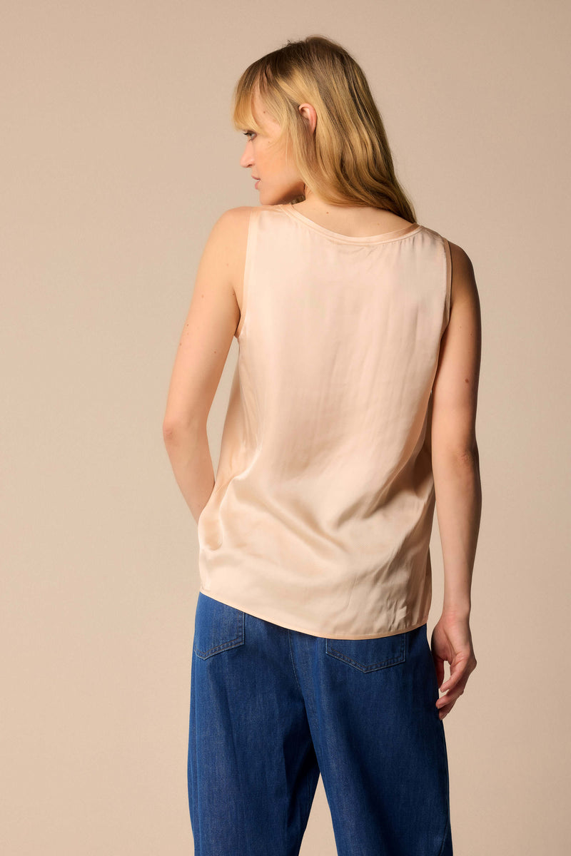 Relaxed yet elegant vest style top - Top GAYSA