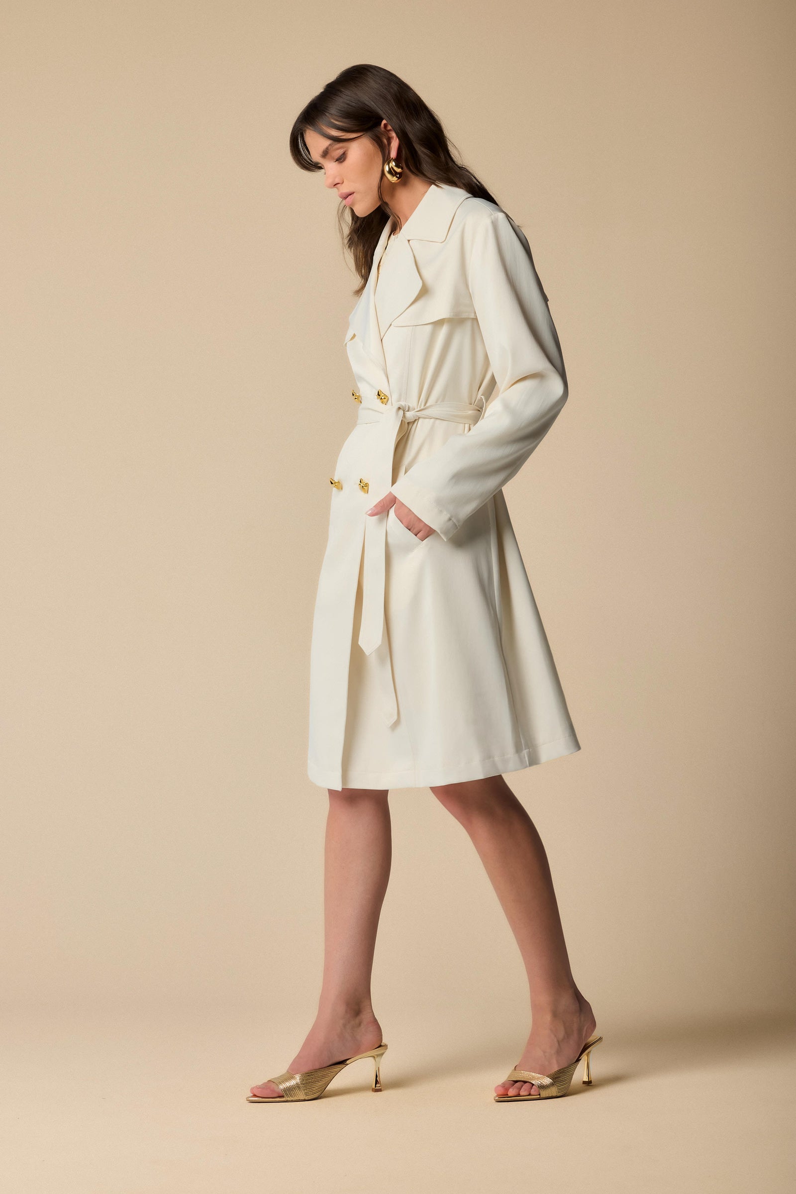 Classic elegant three quarter trench coat Trench CADO