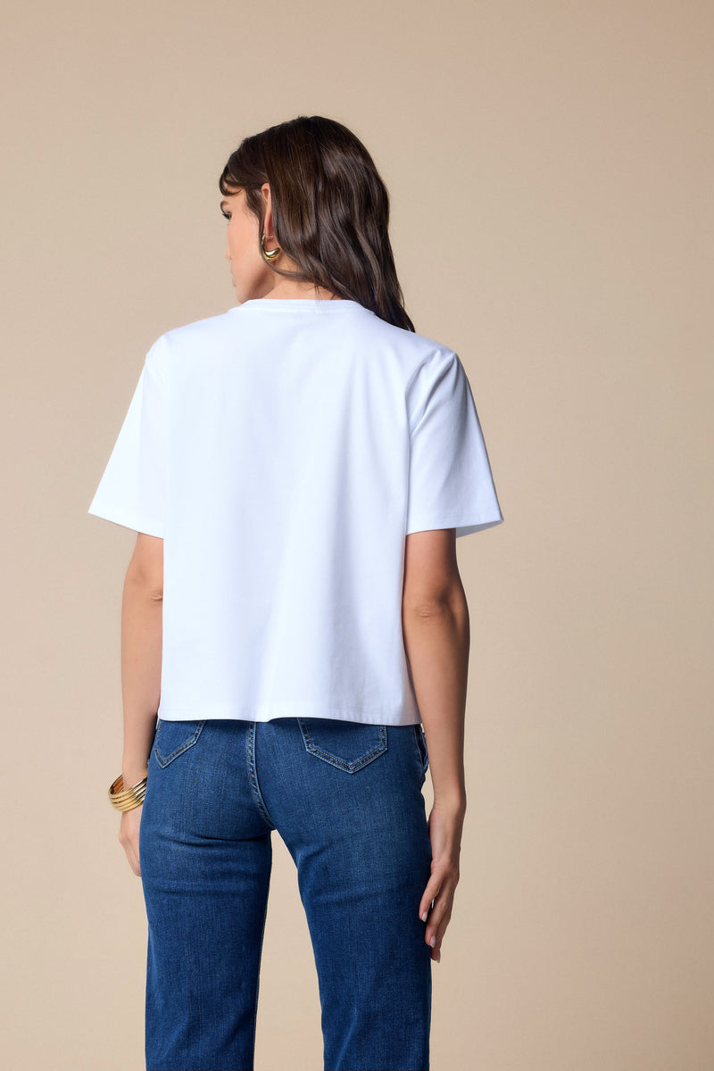 Classic chic white t-shirt with twist - T-shirt FILEA