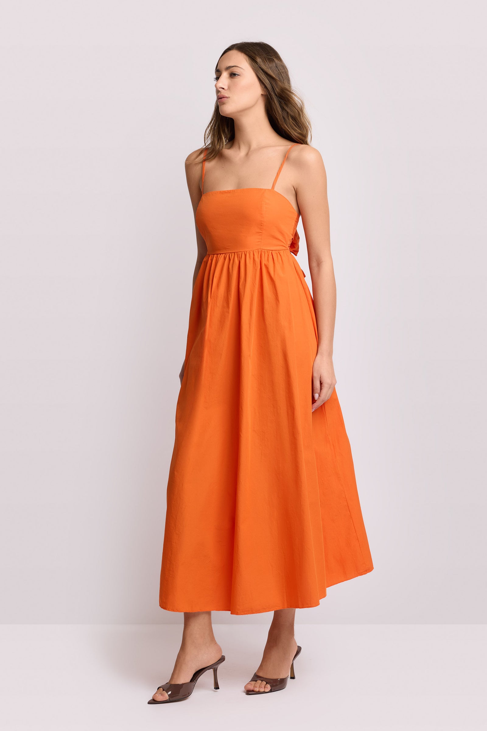 full flared dress A-LINE GOWN WITH FLARED SLEEVES IN DARK BLUE | CULT MIA