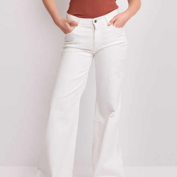 Levi's® 725 High Rise Bootcut Pant L.32 - Pantaloni Donna Blu | Nencini Levi's® 725 High Rise Bootcut Pant L.32 - Pantaloni Donna Blu | Nencini