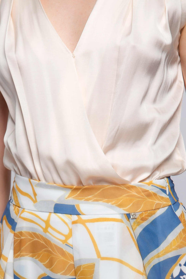 Viscose blouse with a crossover neckline - Blouse GAYLAR