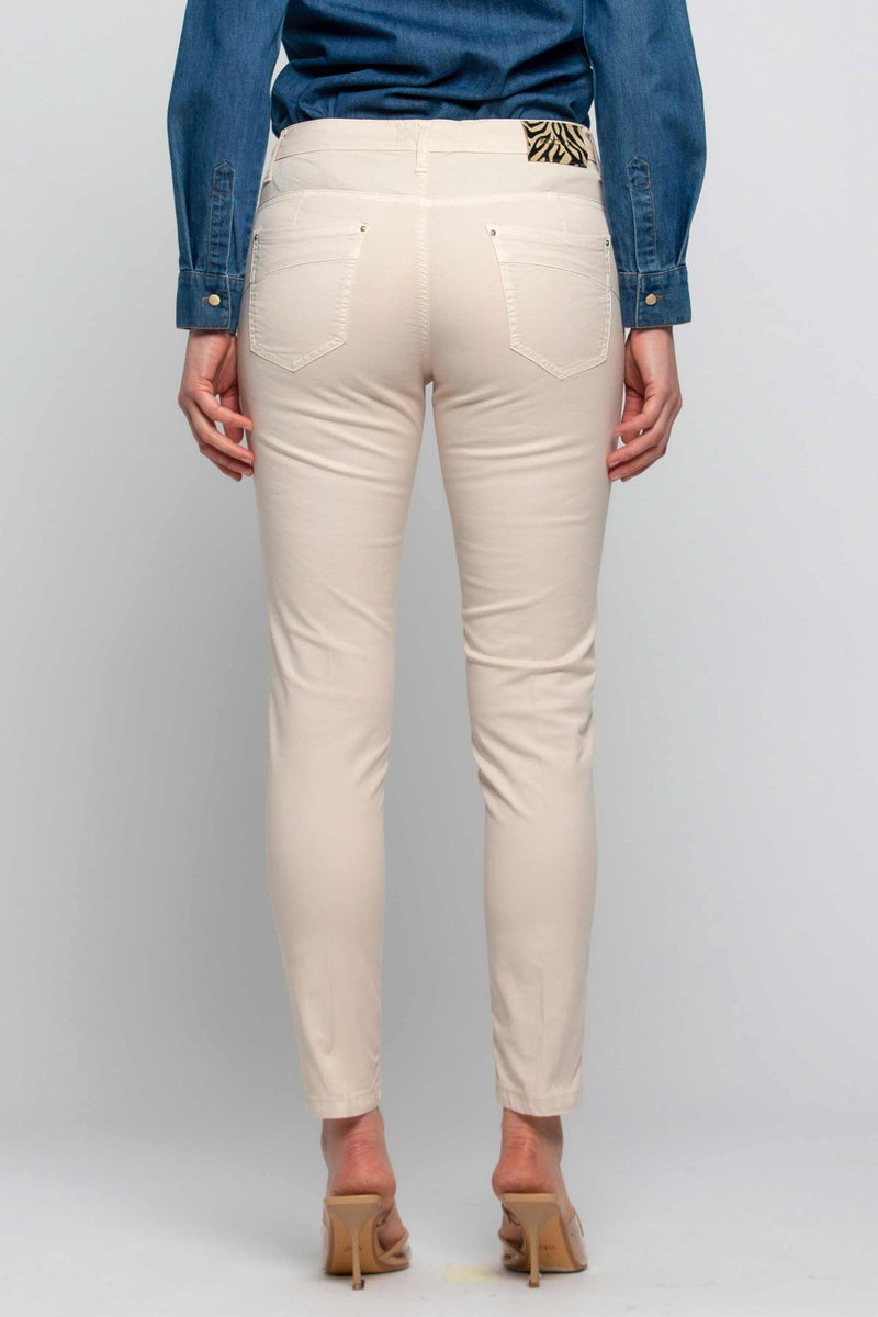Pantalone aderente taglio slim fit - Pantalone Color BACKUP