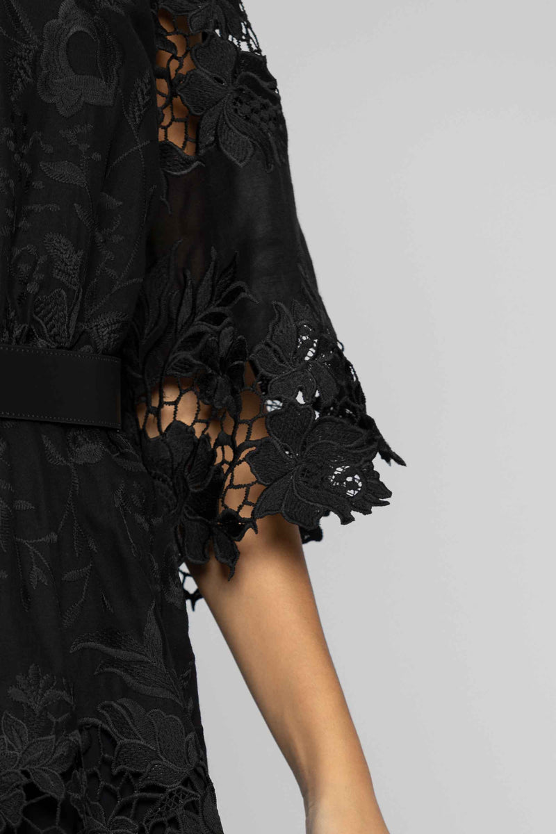 Lace dress with three-quarter sleeves - Dress CALLIOPA