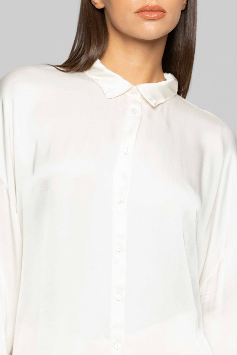 Classic shirt with soft and understated lines - Shirt GEO