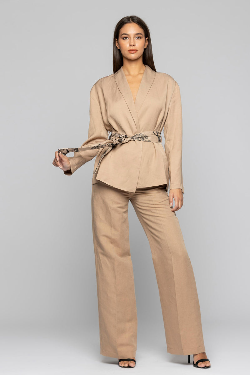 Chaqueta estilo kimono con cinturón bordado - Chaqueta ERIANNA