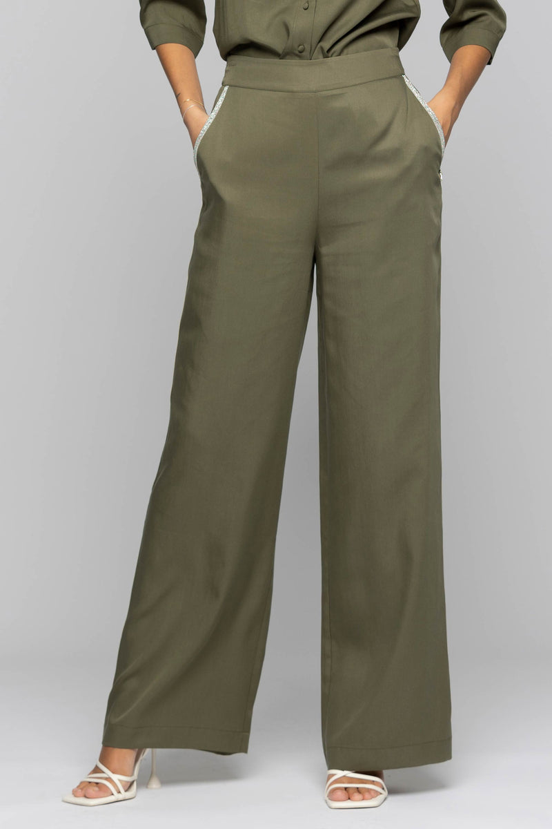 Pantalón ancho con detalles brillantes en los bolsillos - Pantalón TIRYNN